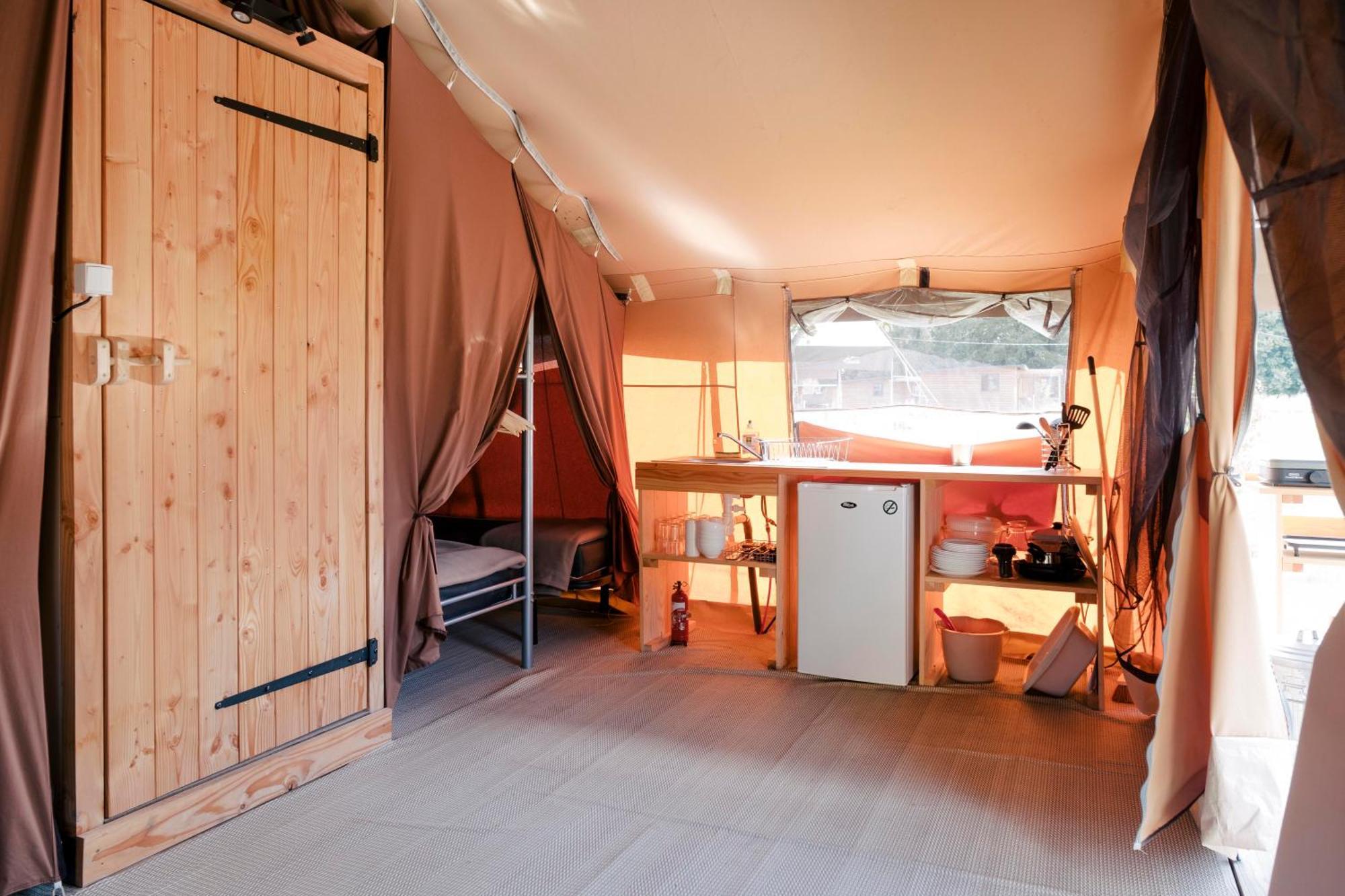 Huttopia Calvados - Normandie Moyaux  部屋 写真